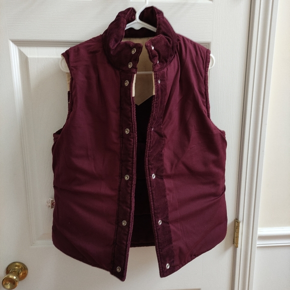 True Religion Burgundy Cream Corduroy Vest Women's L Run Small Y2K - Picture 10 of 11